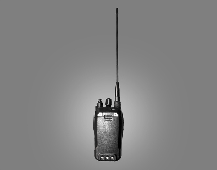 环球通TH-2890对讲机背面