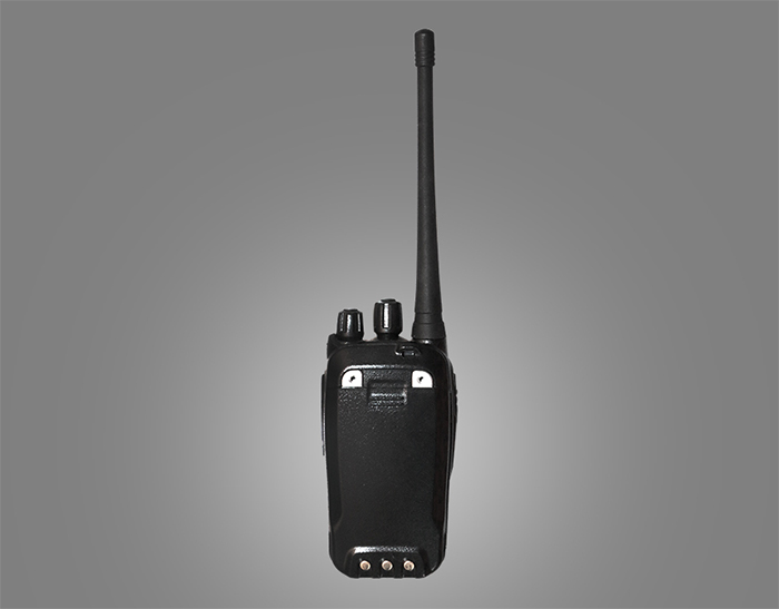 环球通TH-2880对讲机背面
