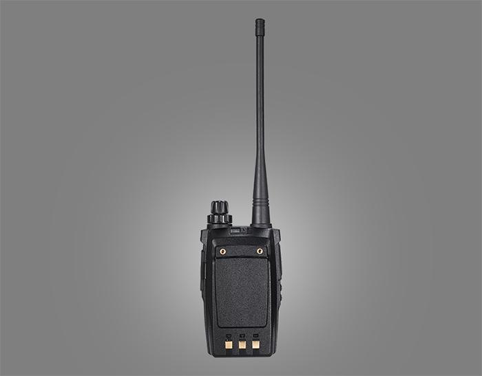 环球通TH-2900对讲机背面